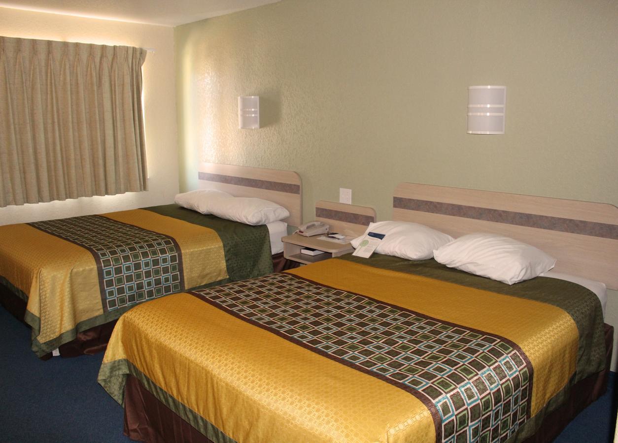 Wine Country Inn Fredericksburg Dış mekan fotoğraf